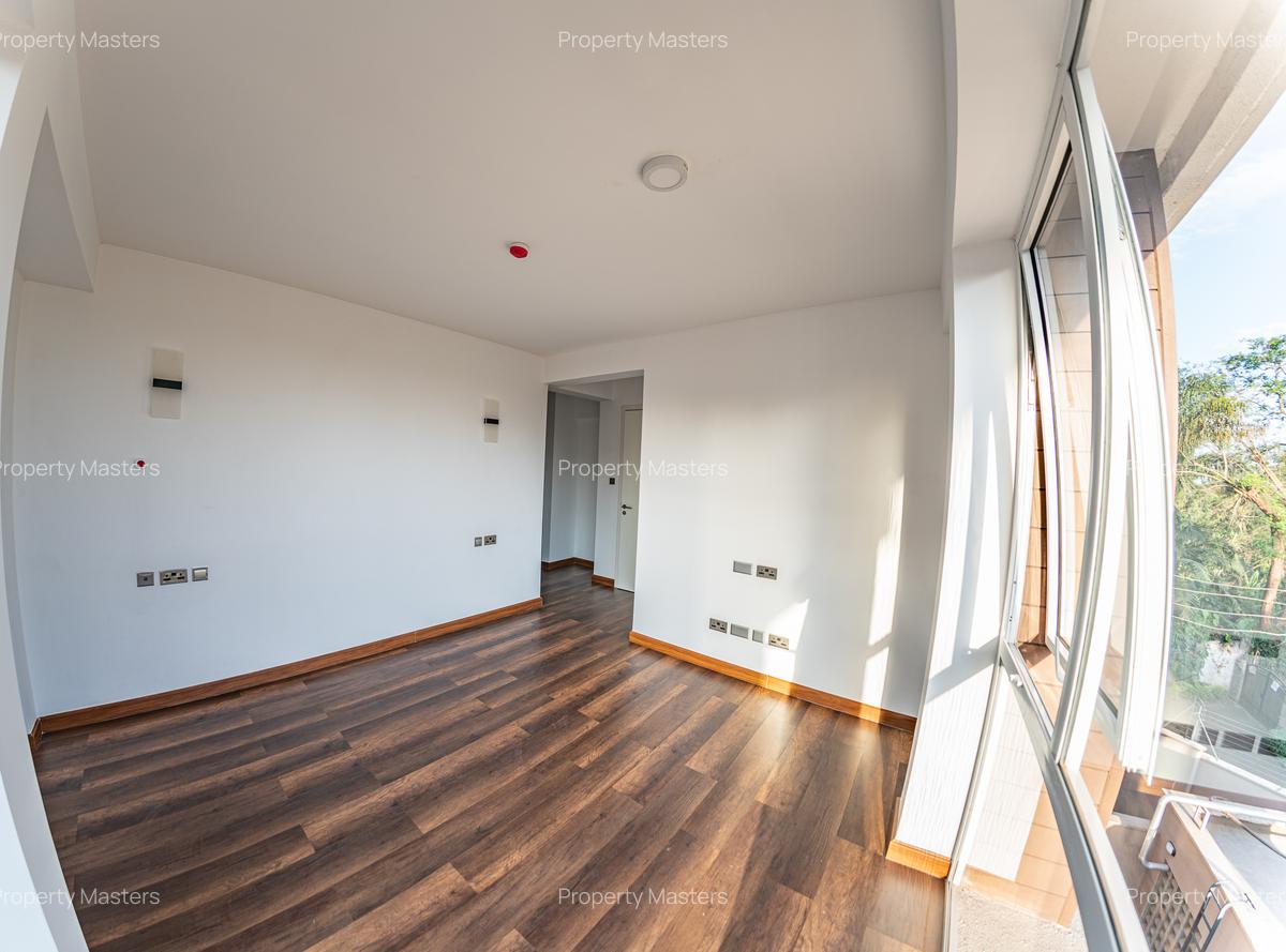 4 Bed Villa with En Suite at Kabasiran Avenue - 3