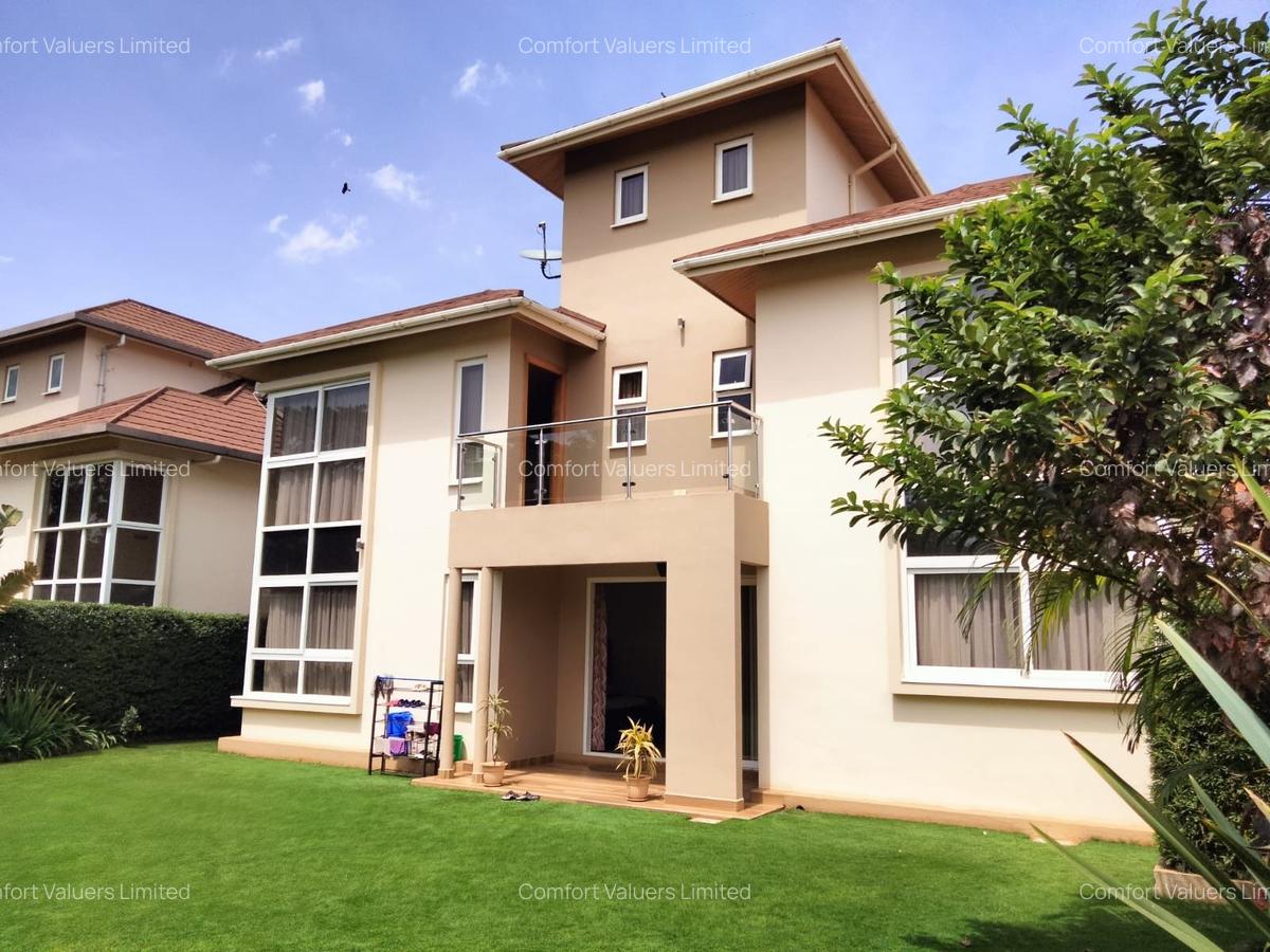 5 Bed Townhouse with En Suite at Nairobi - 20