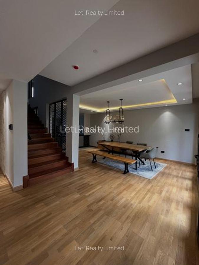 4 Bed Townhouse with En Suite in Lavington - 6