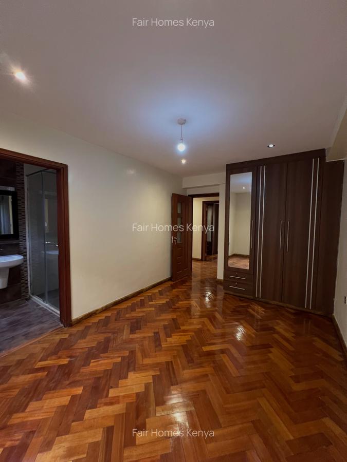 5 Bed Townhouse with En Suite at Convent Drive - 10