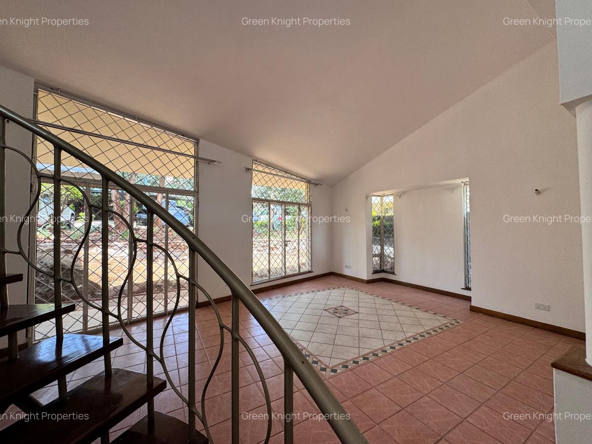 4 Bed Townhouse with En Suite in Kilimani - 1