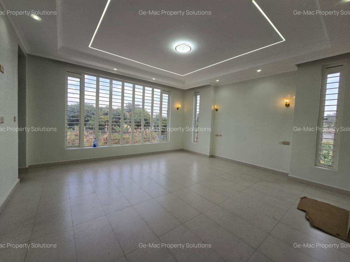 4 Bed House with En Suite in Ruiru - 3