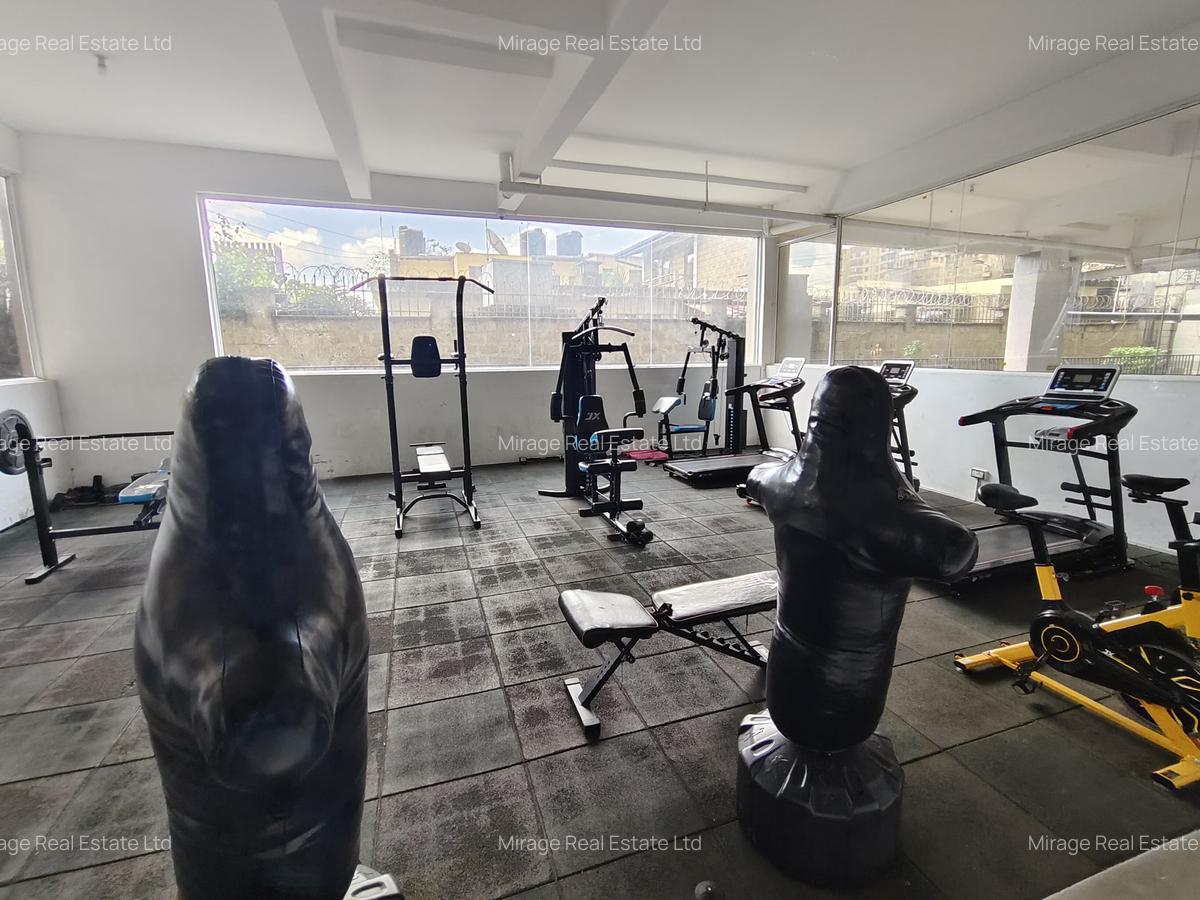 2 Bed Apartment with Gym in Kilimani - 2