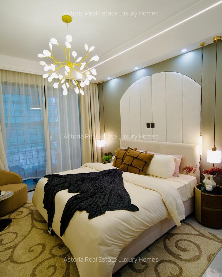 3 Bed Apartment with En Suite at 2026-108 - 11
