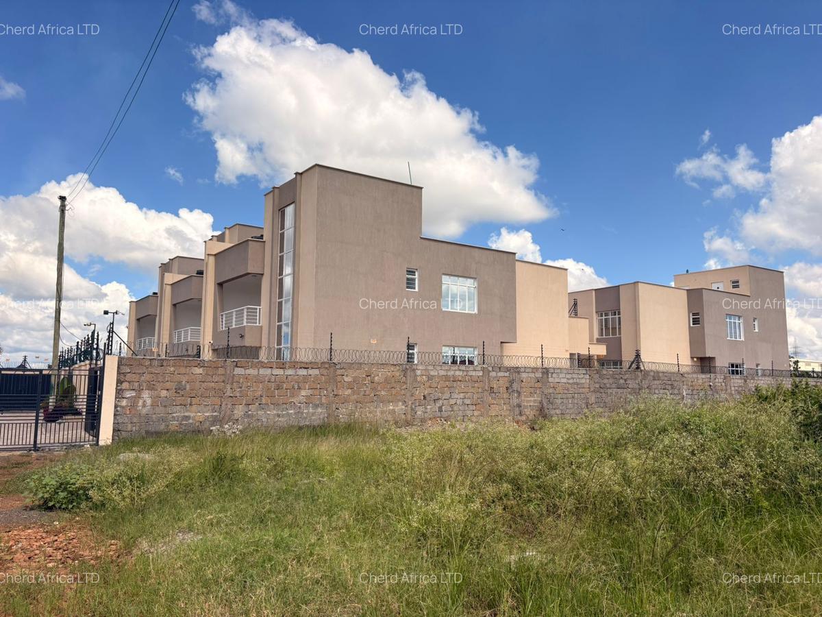 4 Bed House with En Suite in Thika Road - 10
