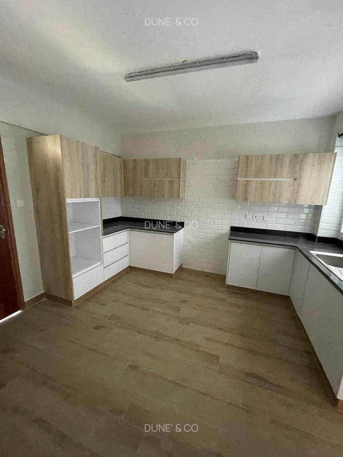 Serviced 3 Bed Apartment with En Suite in Kileleshwa - 8