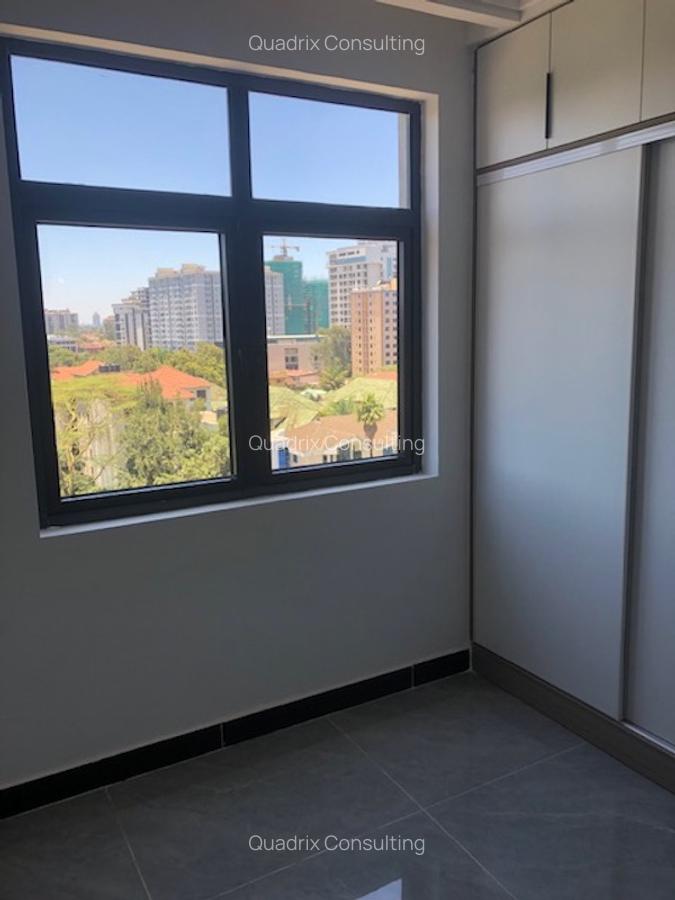 Serviced 2 Bed Apartment with En Suite at Chania Avenue - 3