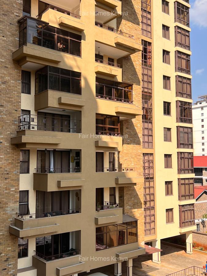 3 Bed Apartment with En Suite at Oloitoktok Road - 4