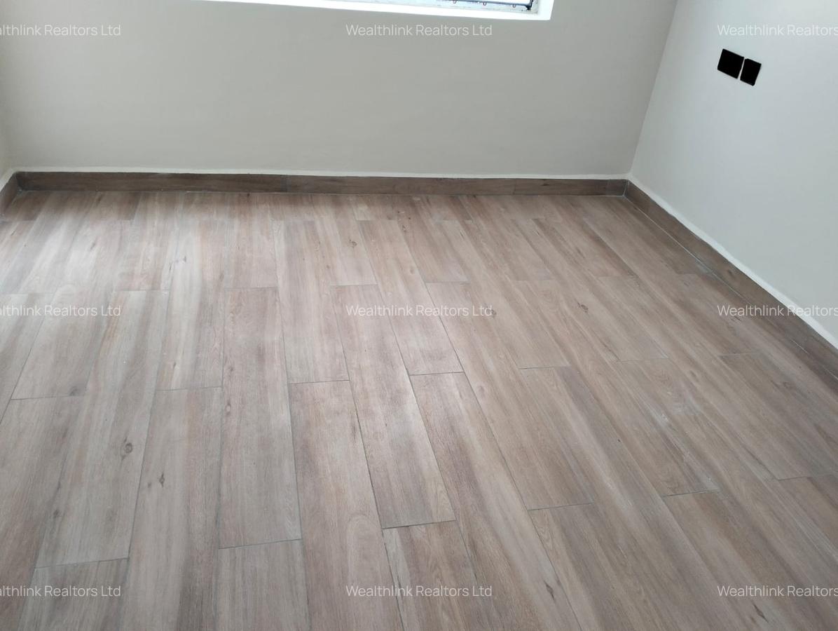 4 Bed Apartment with En Suite at General Mathenge - 14