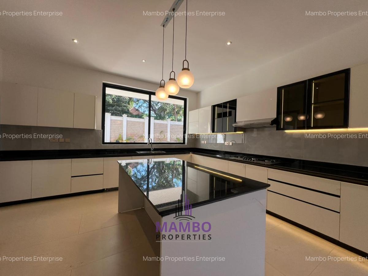 6 Bed Villa with En Suite at Peponi Rd - 19