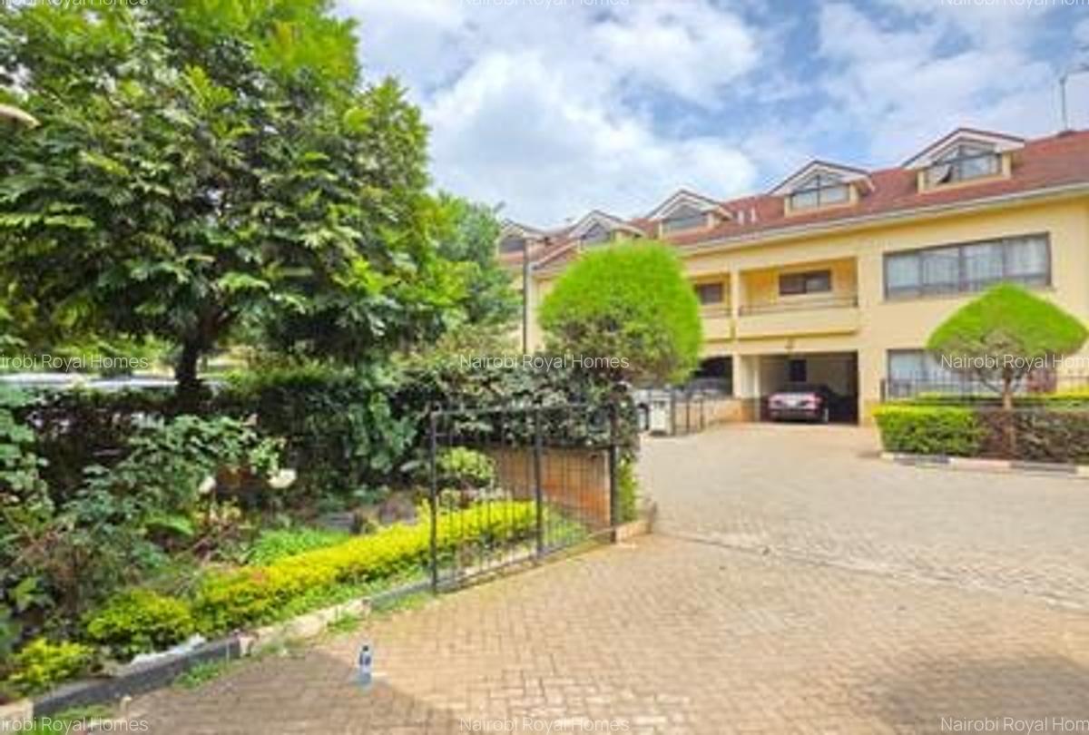 5 Bed Townhouse with En Suite at Gitanga Road - 1