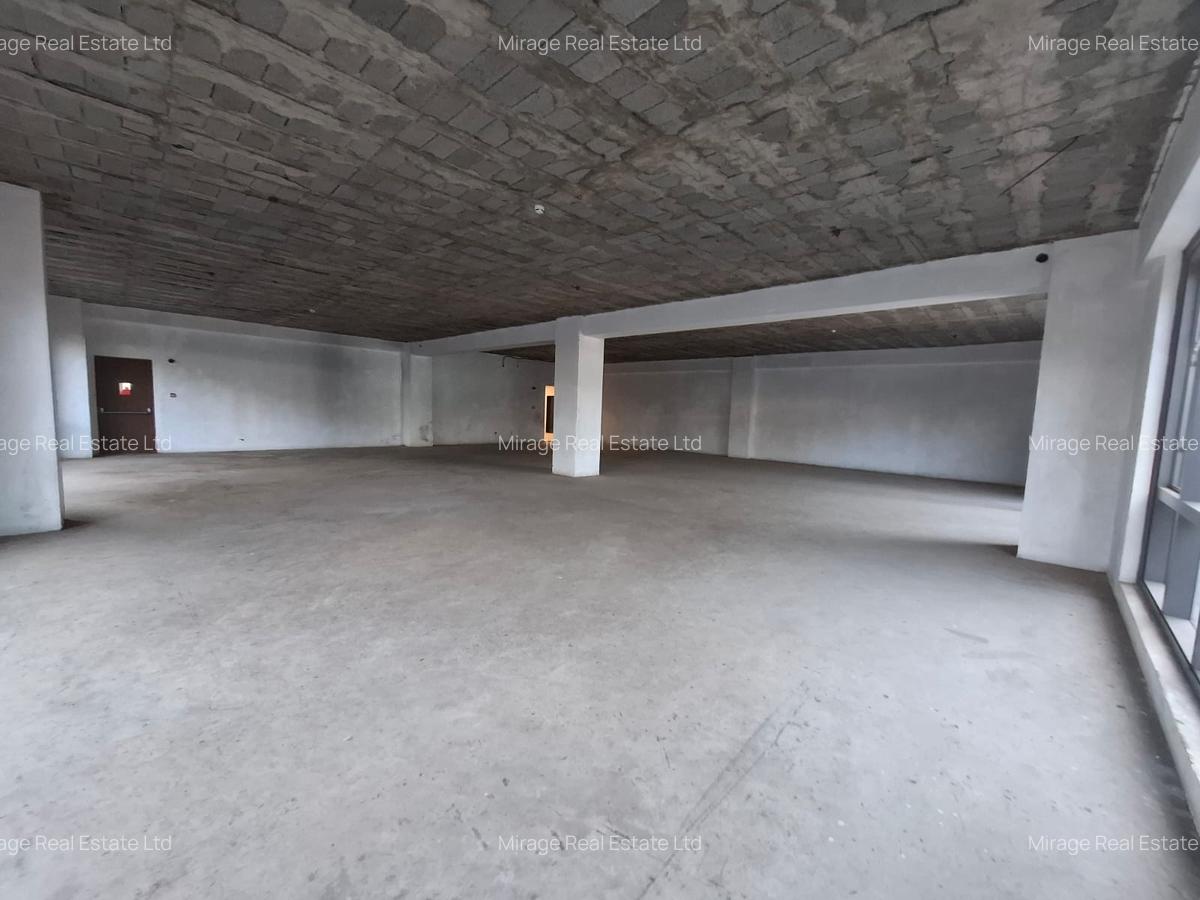 3,616 ft² Office with Service Charge Included in Westlands Area - 12