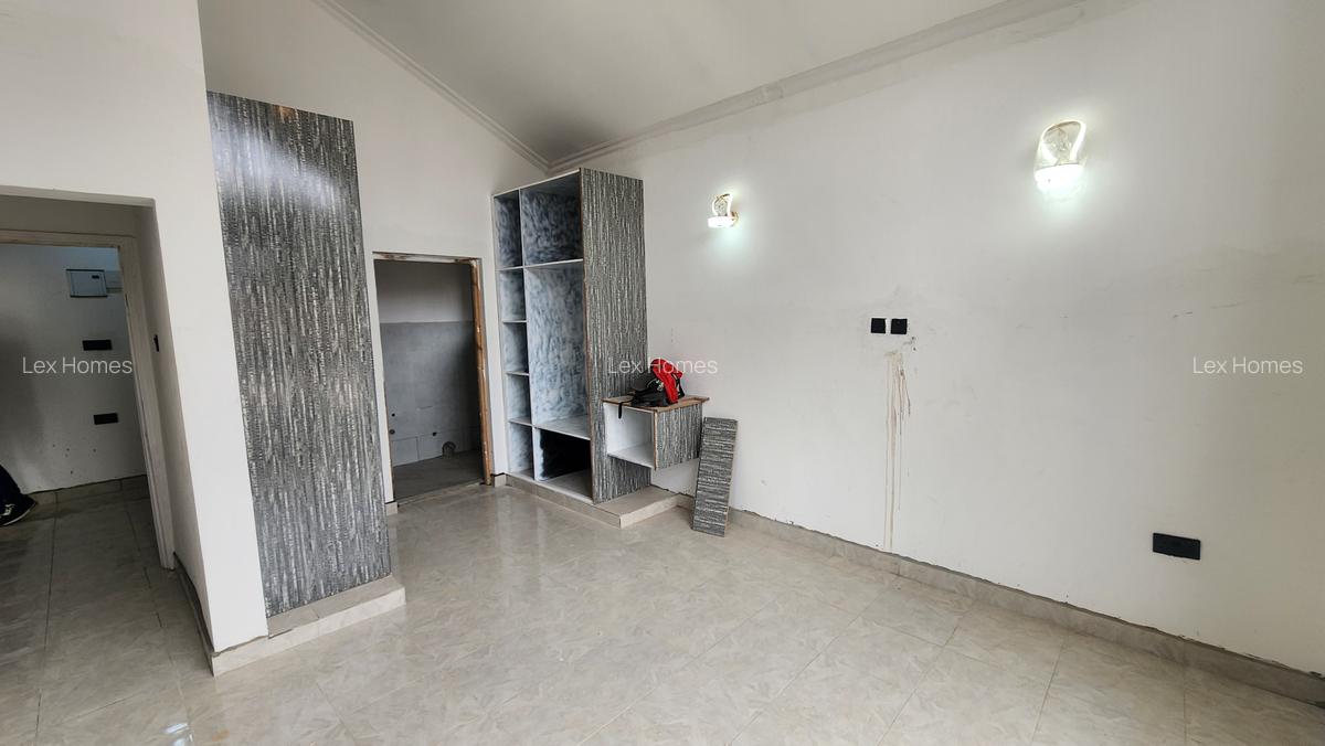 5 Bed House with En Suite at Forest Line Road - 10