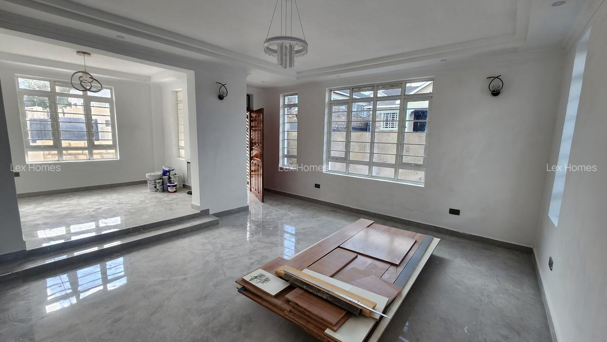 4 Bed House with En Suite at Forest Line Road - 2
