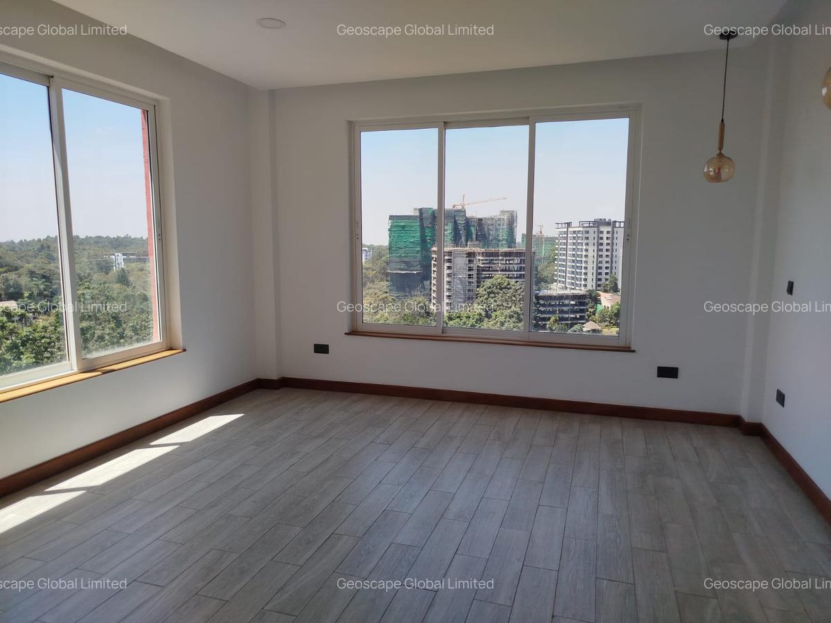 4 Bed Apartment with En Suite in General Mathenge - 3