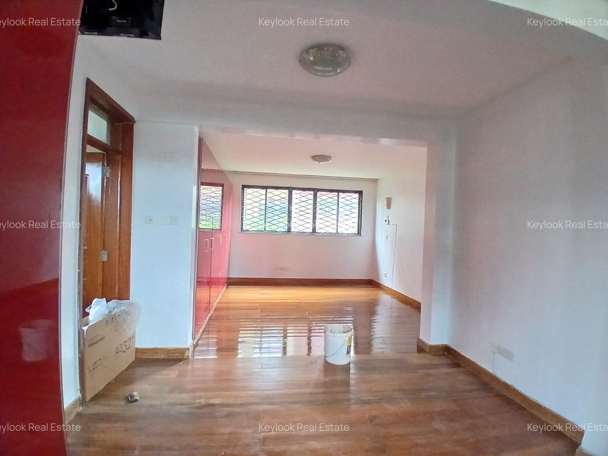 5 Bed Townhouse with En Suite at Convent Drive - 7