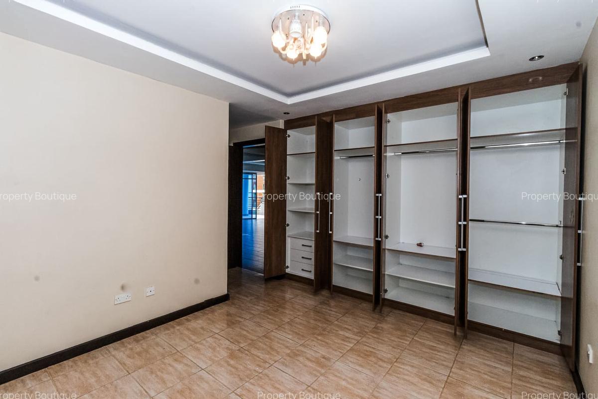 2 Bed Apartment with En Suite at Siaya Road - 5