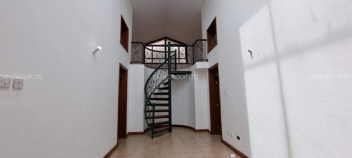 4 Bed Townhouse with En Suite at Kileleshwa - 10