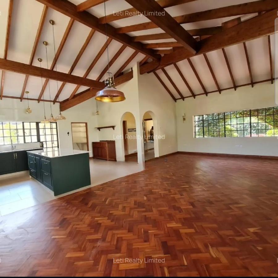 4 Bed Townhouse with En Suite in Lavington - 11