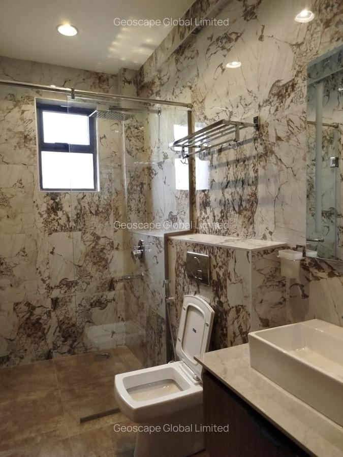 2 Bed Apartment with En Suite in Brookside - 5
