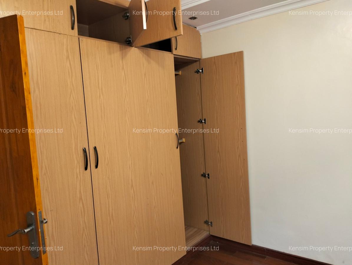5 Bed Townhouse with En Suite in Lavington - 11