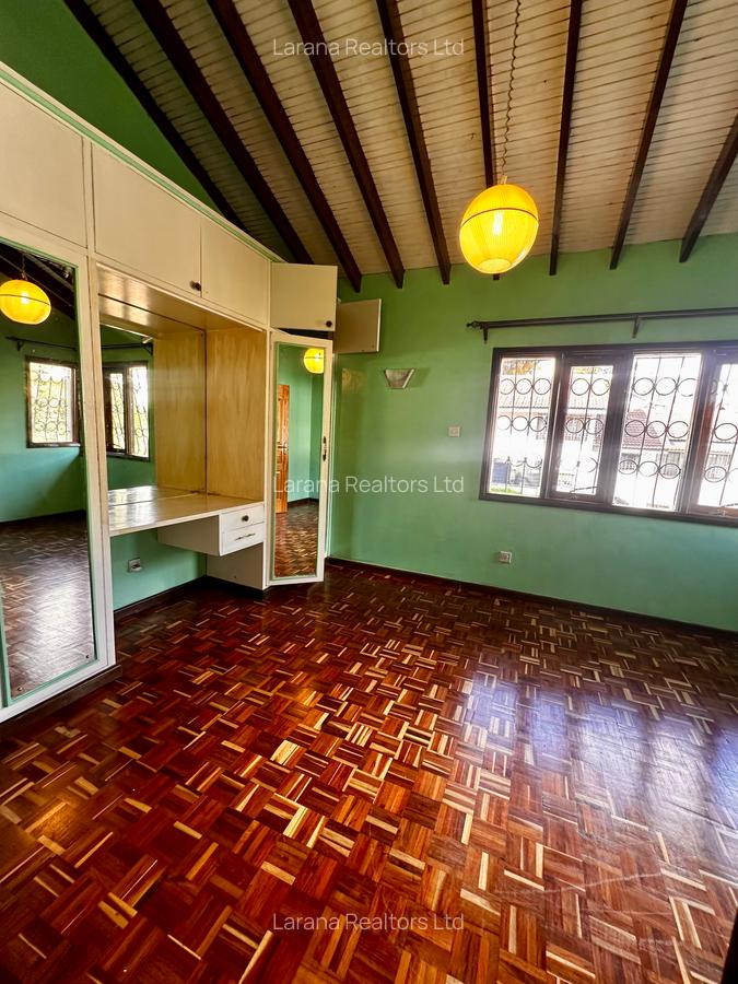 4 Bed Townhouse with Staff Quarters at Ole Dume Rd - 10
