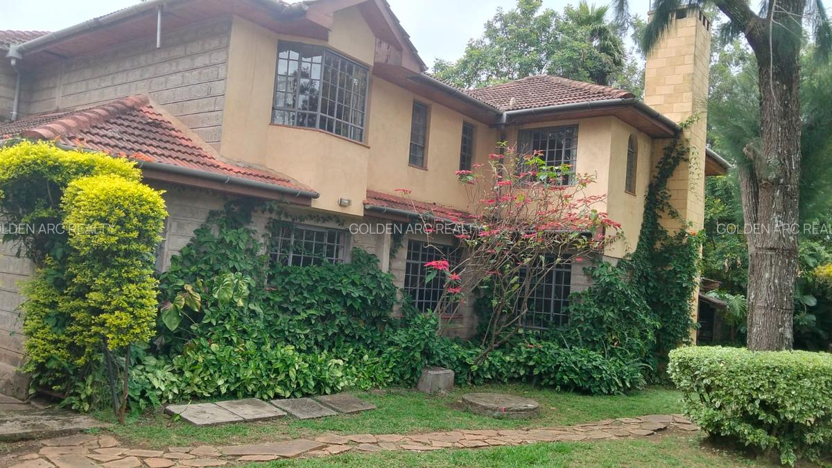 4 Bed Townhouse with En Suite in Karen - 2