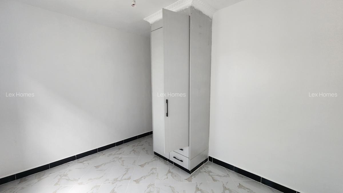 4 Bed House with En Suite at Rimpa - 18
