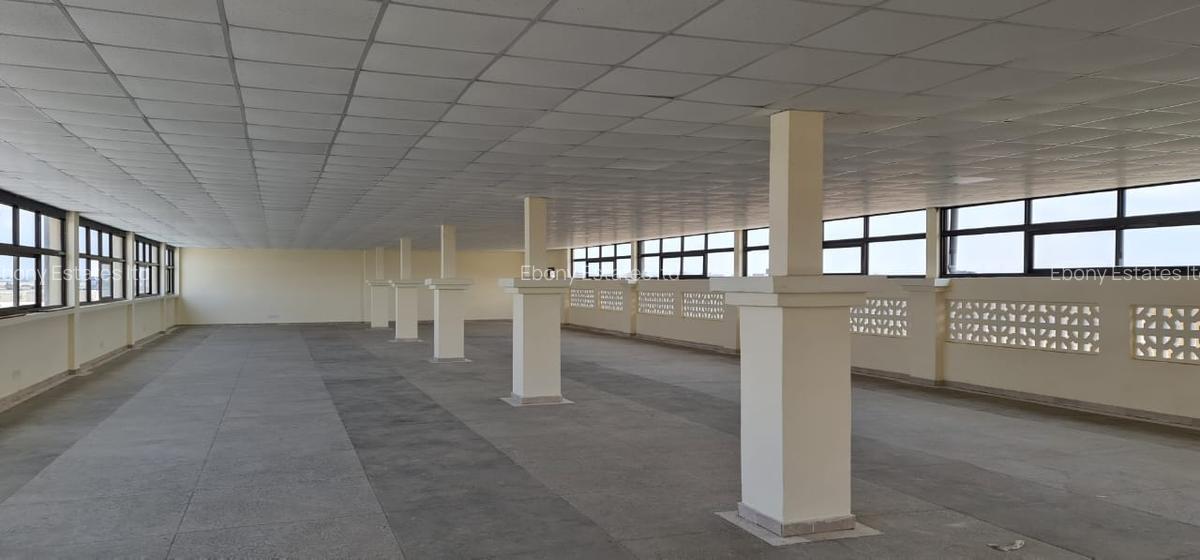 1,000 m² Commercial Property with Service Charge Included in Embakasi - 17