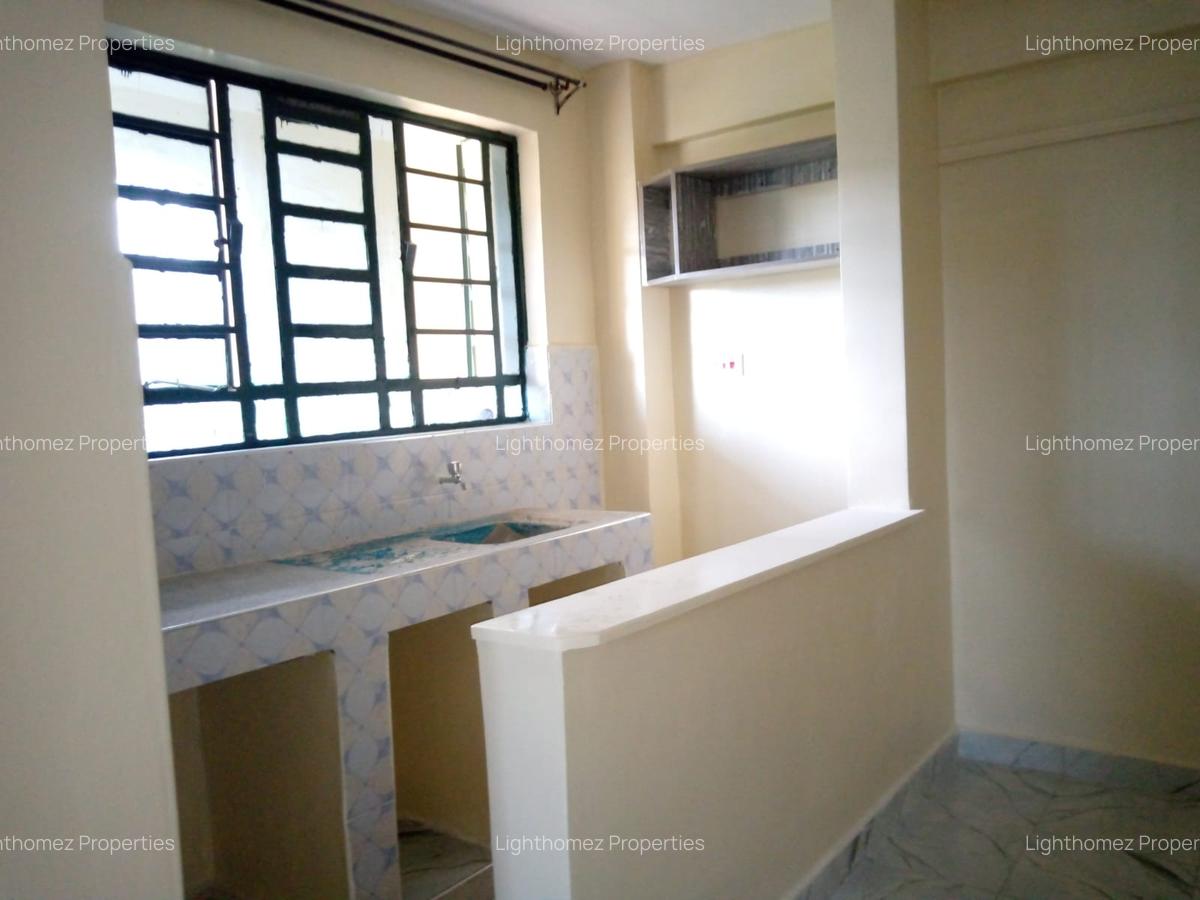 2 Bed Apartment with En Suite at Kangemi - 5