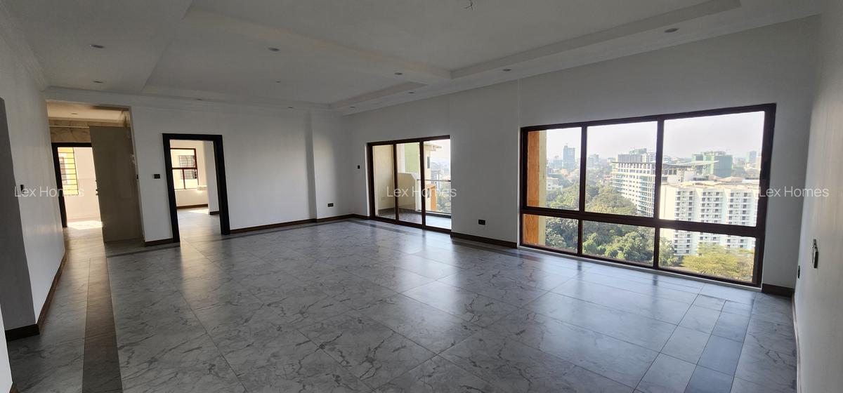 3 Bed Apartment with En Suite at Mandela Road - 1
