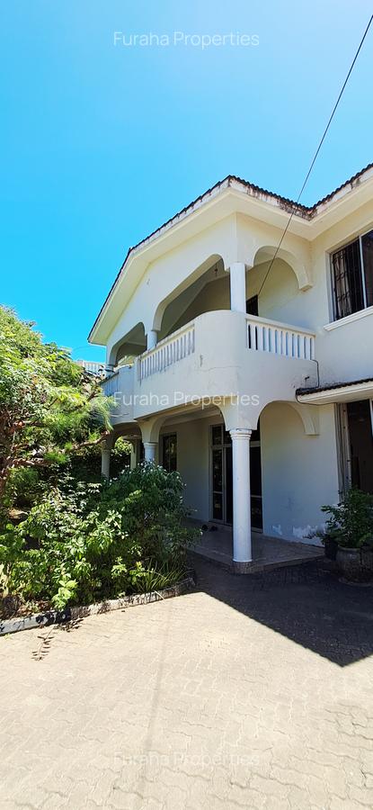 5 Bed House with En Suite at Nyali - 18