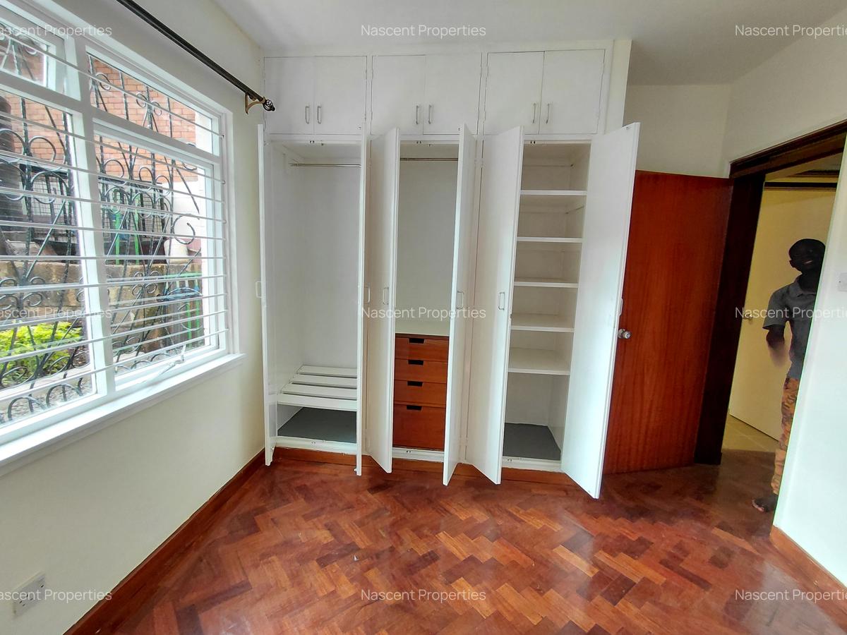 5 Bed House with En Suite in Kitisuru - 8