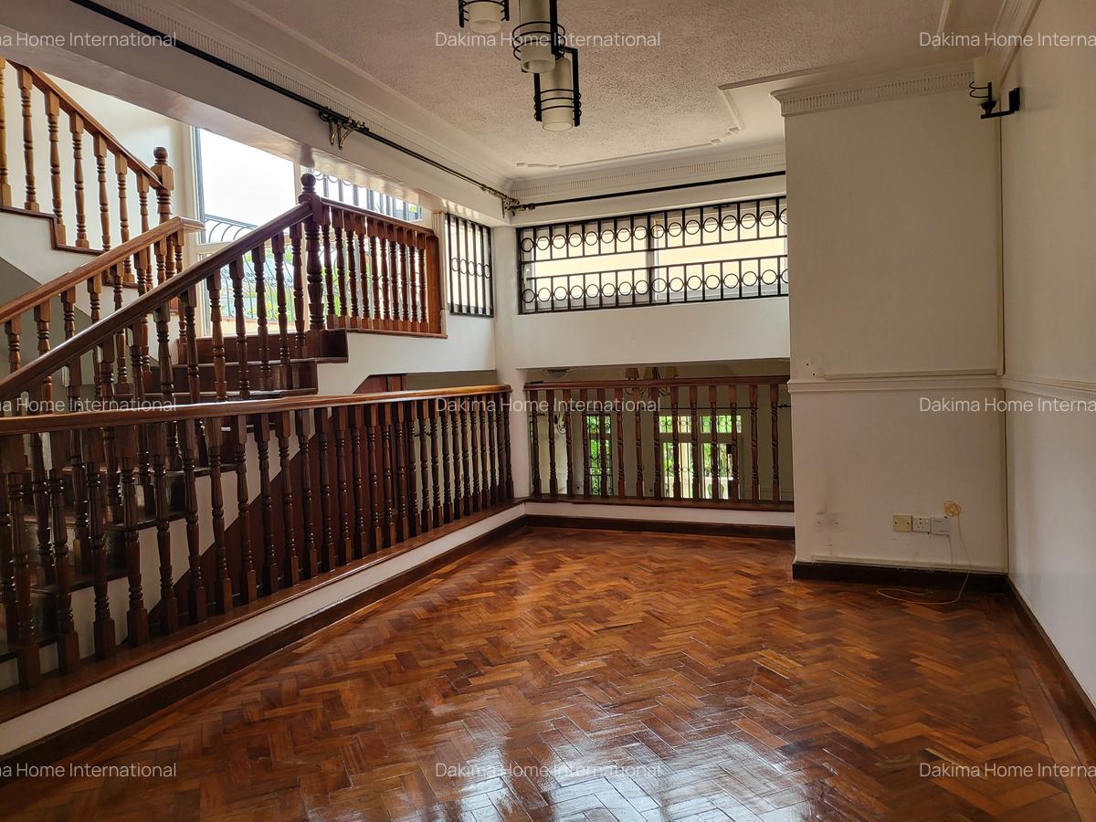 4 Bed House with En Suite in Thigiri - 5