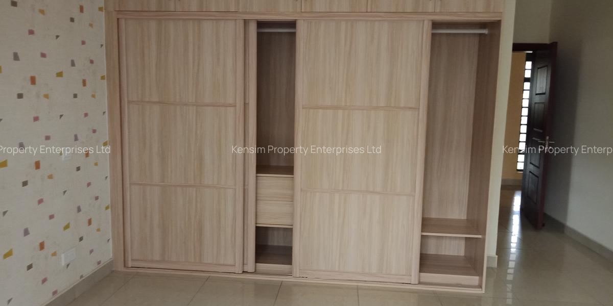 4 Bed Townhouse with En Suite in Kiambu Road - 14