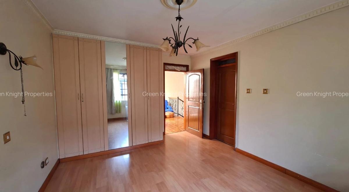 Serviced 4 Bed Apartment with En Suite in Lavington - 10