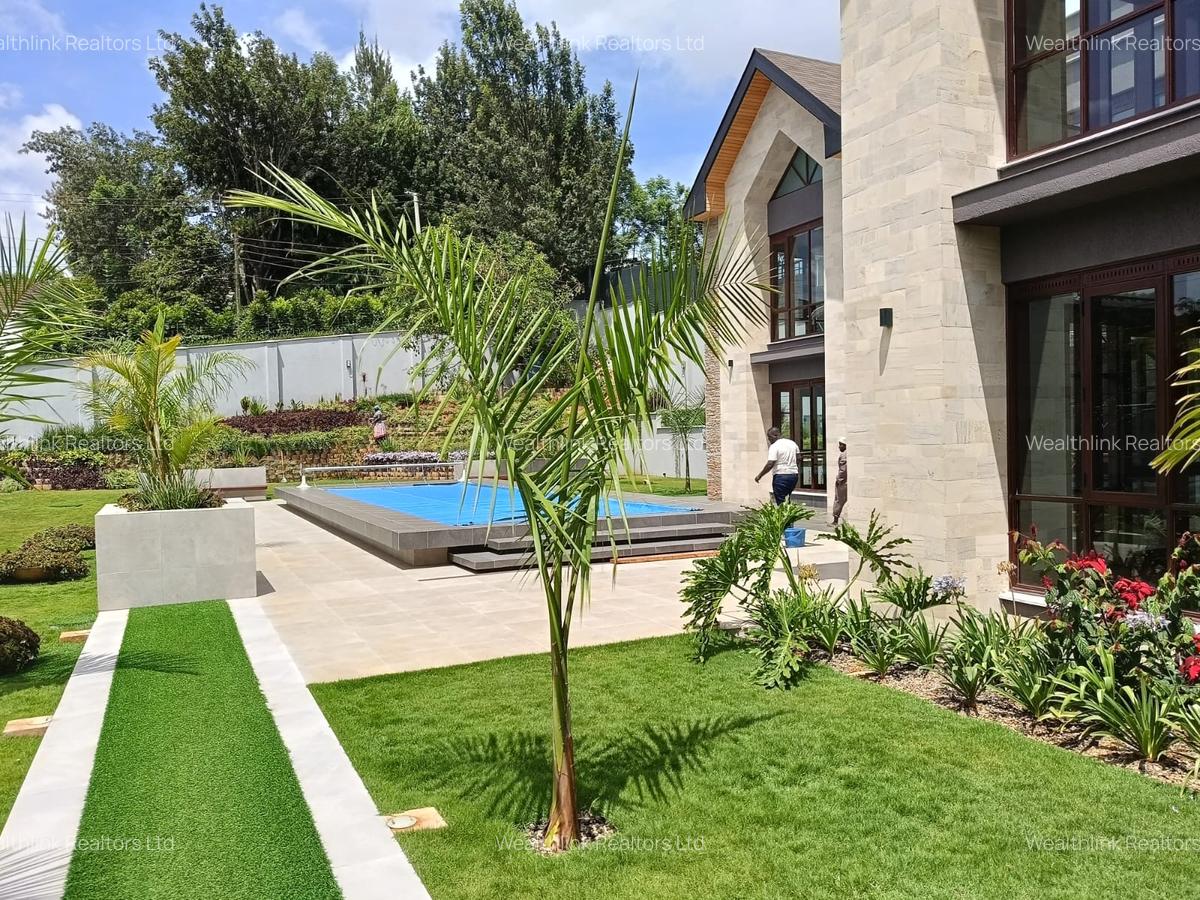 5 Bed House with En Suite at Runda - 10