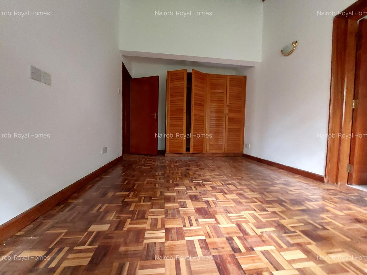 4 Bed Townhouse with En Suite at Lavington Jacaranda Avenue - 9