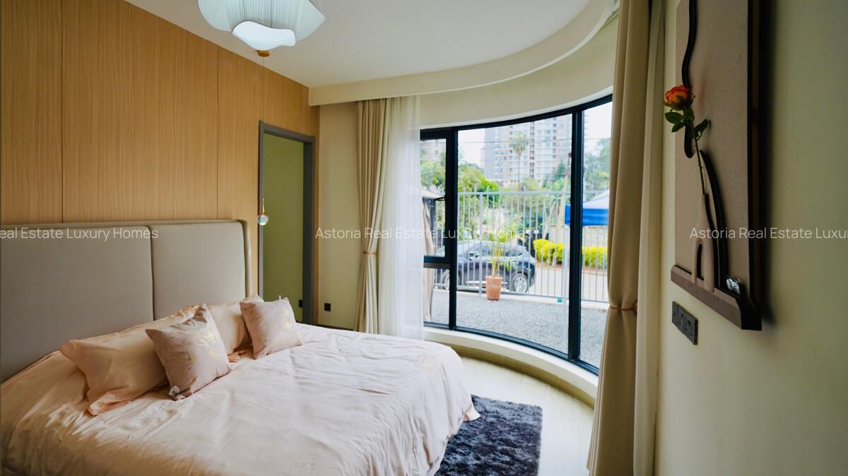 3 Bed Apartment with En Suite at 2026-262 - 7
