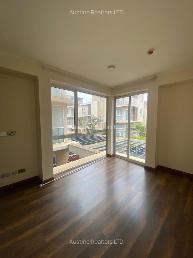 4 Bed Villa with En Suite at Kabasiran - 7