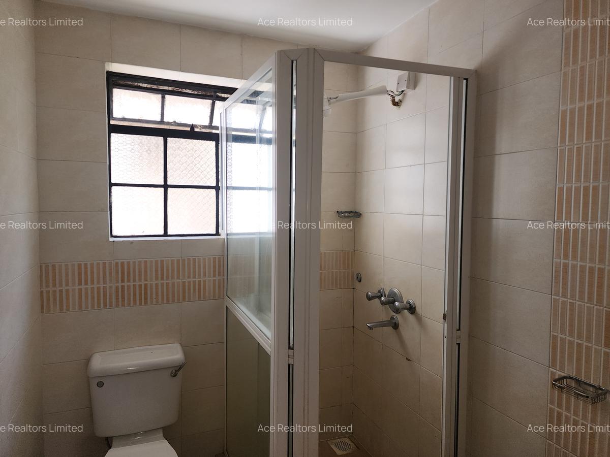 3 Bed Apartment with En Suite at Valley Arcade - 14