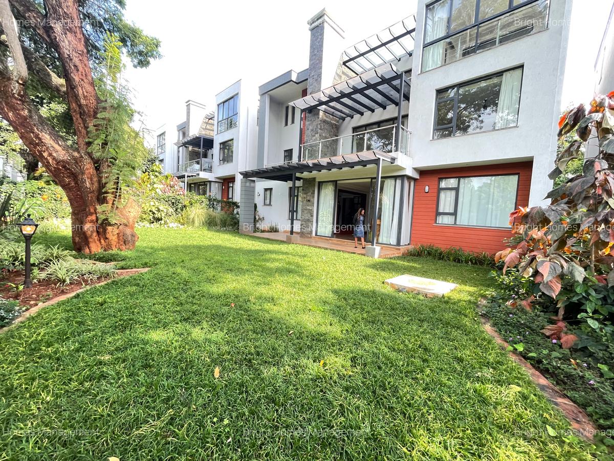 4 Bed Townhouse with En Suite in Lavington - 2