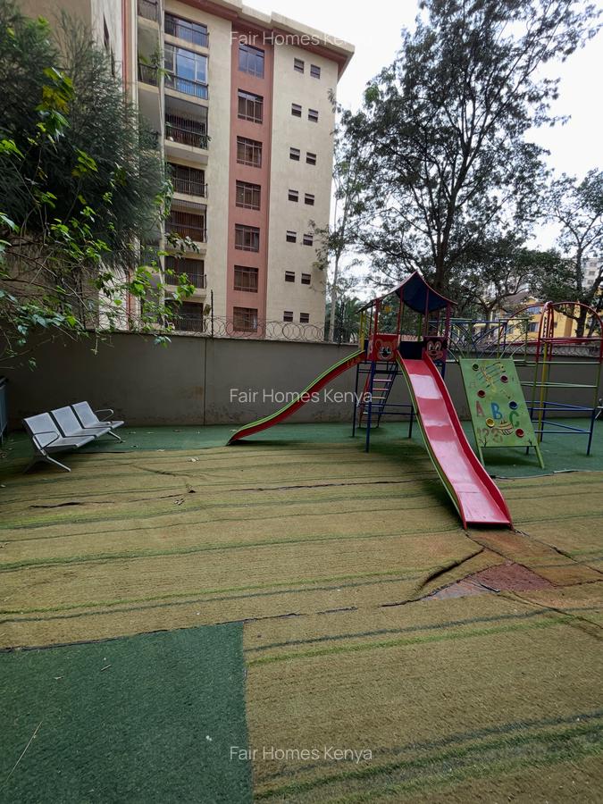 3 Bed Apartment with En Suite at Othaya Road - 12