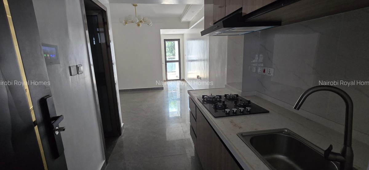 2 Bed Apartment with En Suite at Riverside Drive - 11