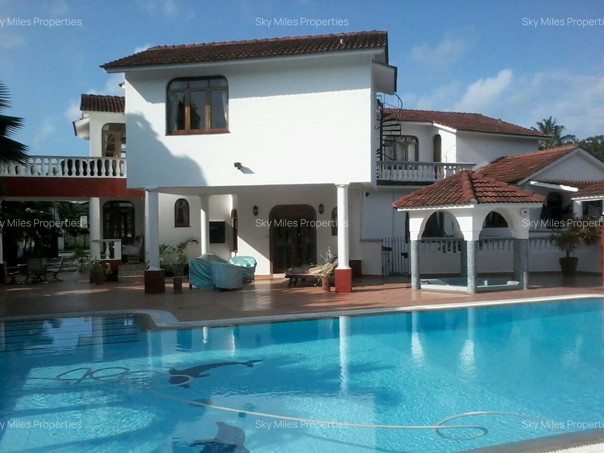 4 Bed Villa with En Suite at Greenwood Nyali - 19