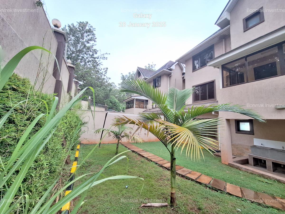 4 Bed Townhouse with En Suite at Off James Gichuru - 15