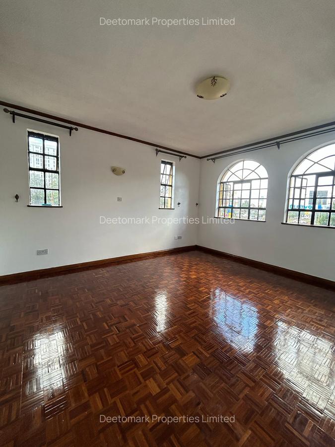 3 Bed Apartment with En Suite at Ngong Road - 8