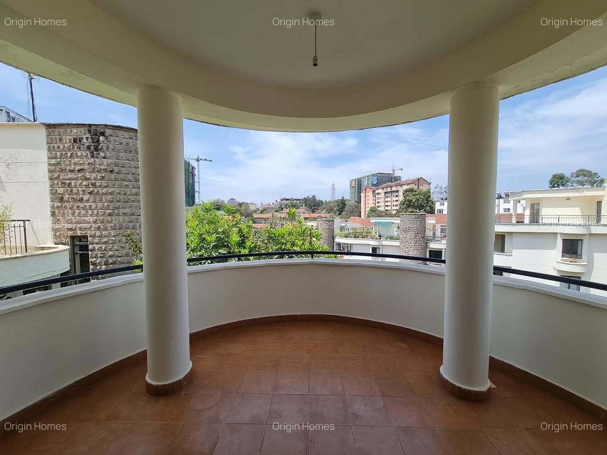 4 Bed Apartment with En Suite at Lavington - 7