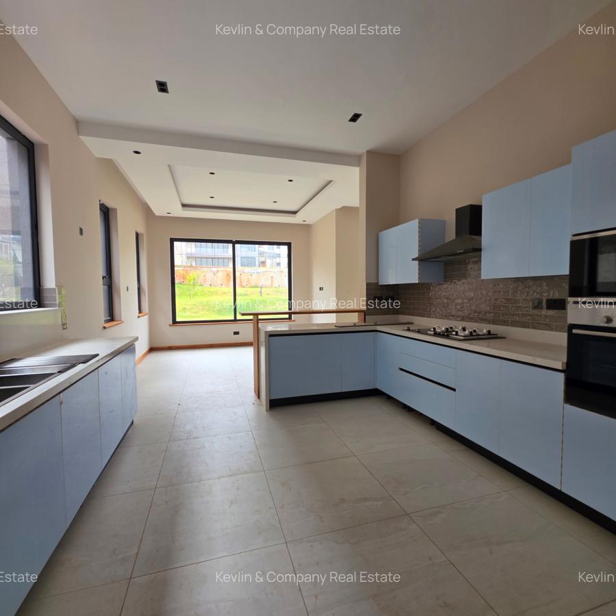 4 Bed Townhouse with En Suite in Loresho - 6
