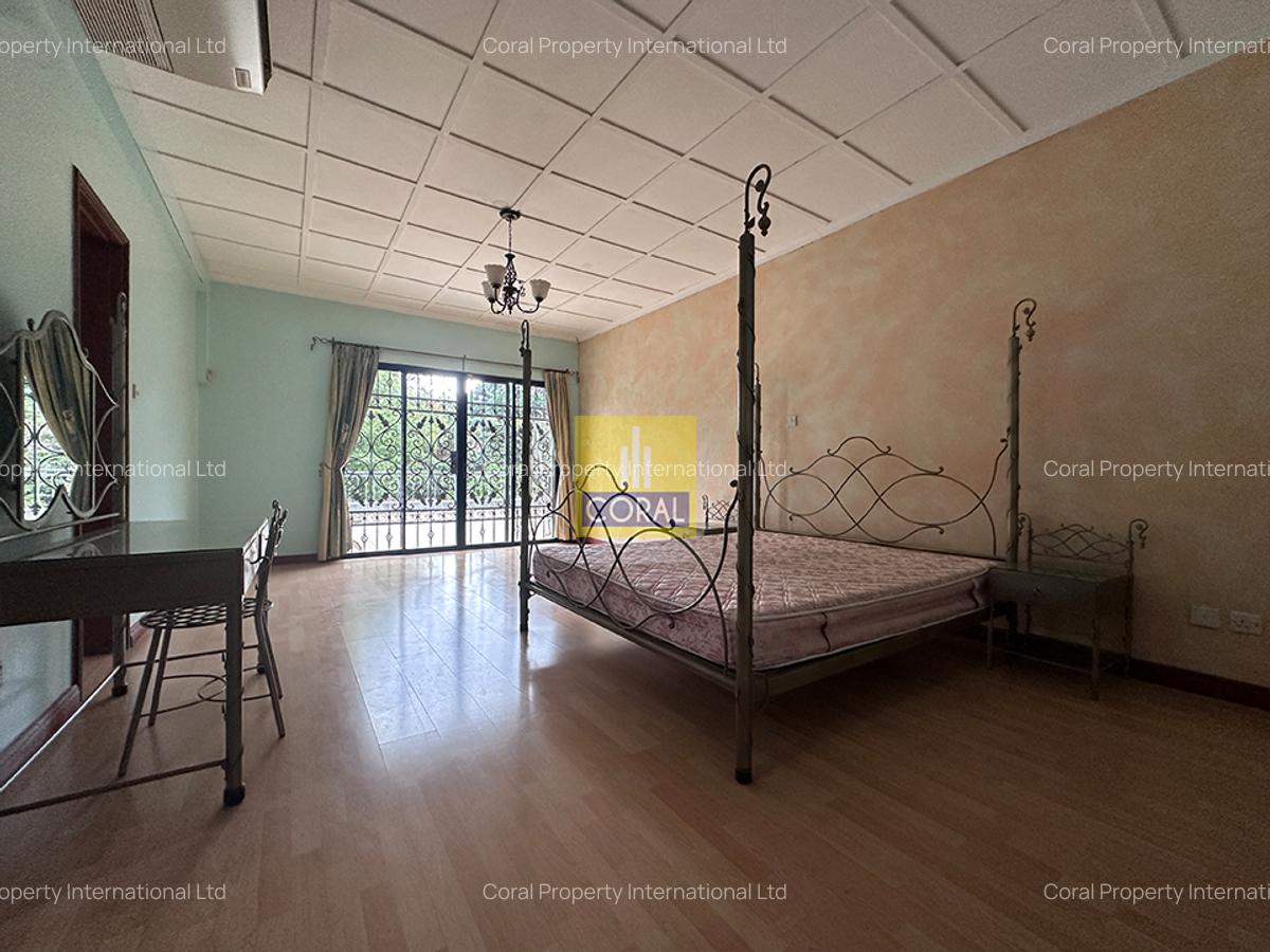 5 Bed House in Runda - 14